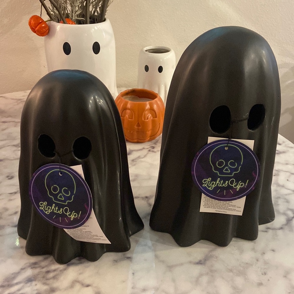 Black matte light up ghost figurines